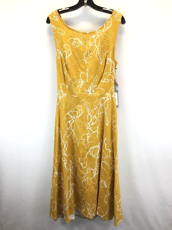 White & Yellow Dress Casual Midi Eva Mendes, Size 10